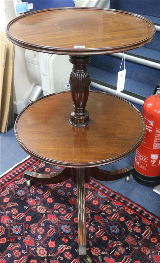 A Regency style mahogany two tier dumb waiter, H.92cm